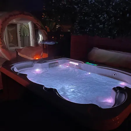 Campo de lujo Bubble-hotel Deutschland Orlenbach